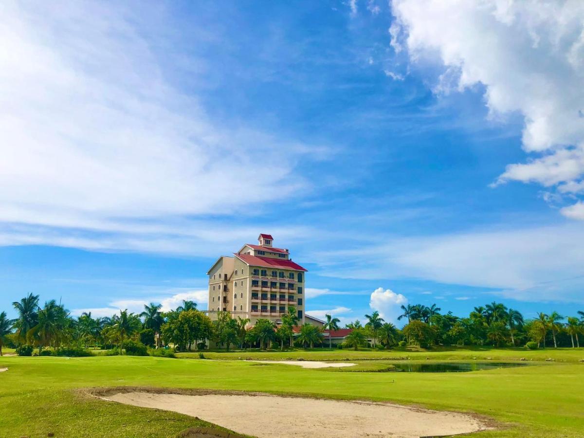 Queens Island Golf And Resort Medellin Экстерьер фото